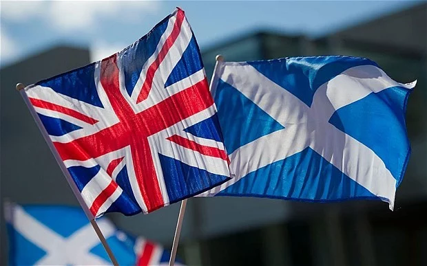 indy_2989282b British and Scotland flags