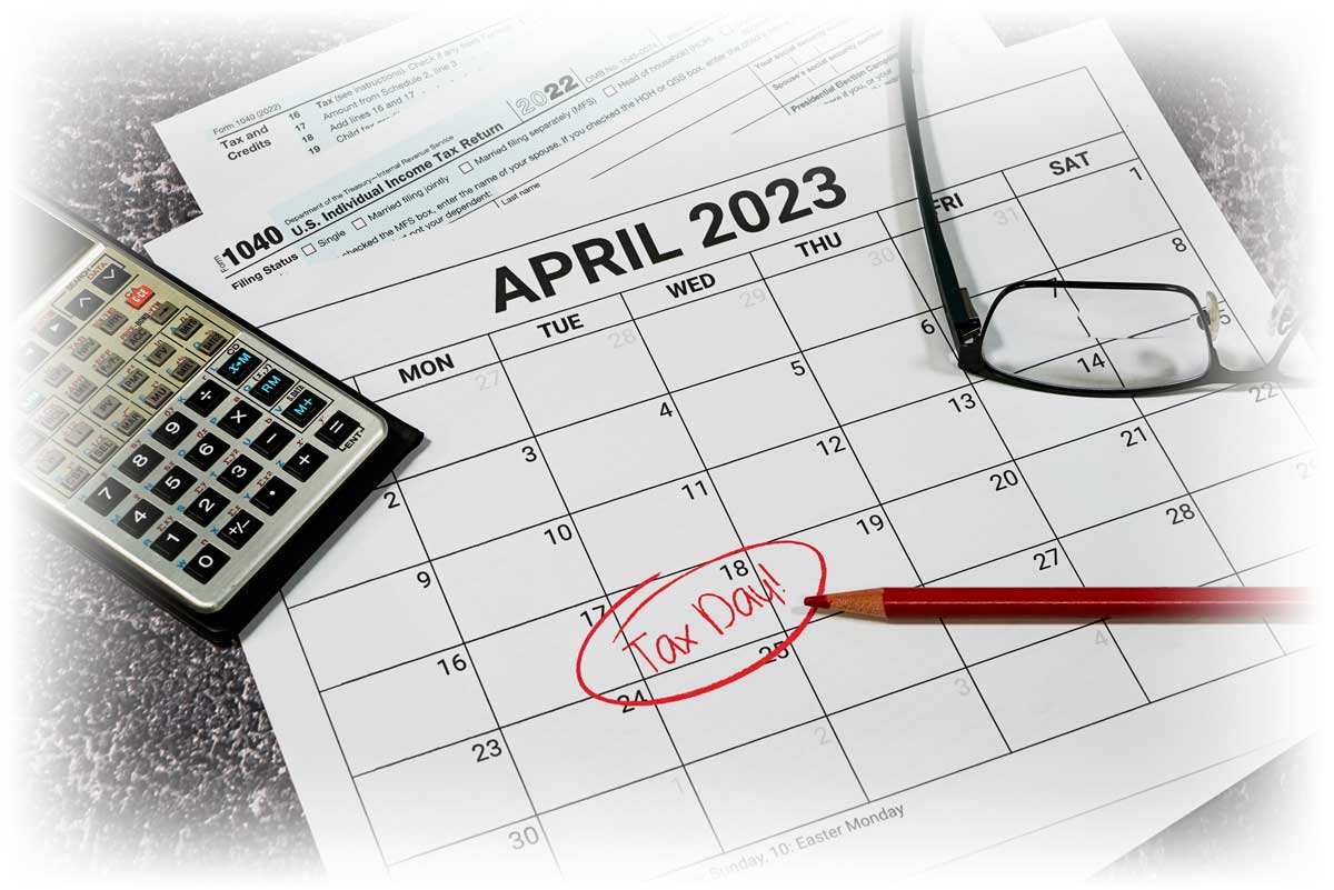 April-2023-calendar_1200px April 2023 calendar with "TAX DAY!" written and circled on April 18