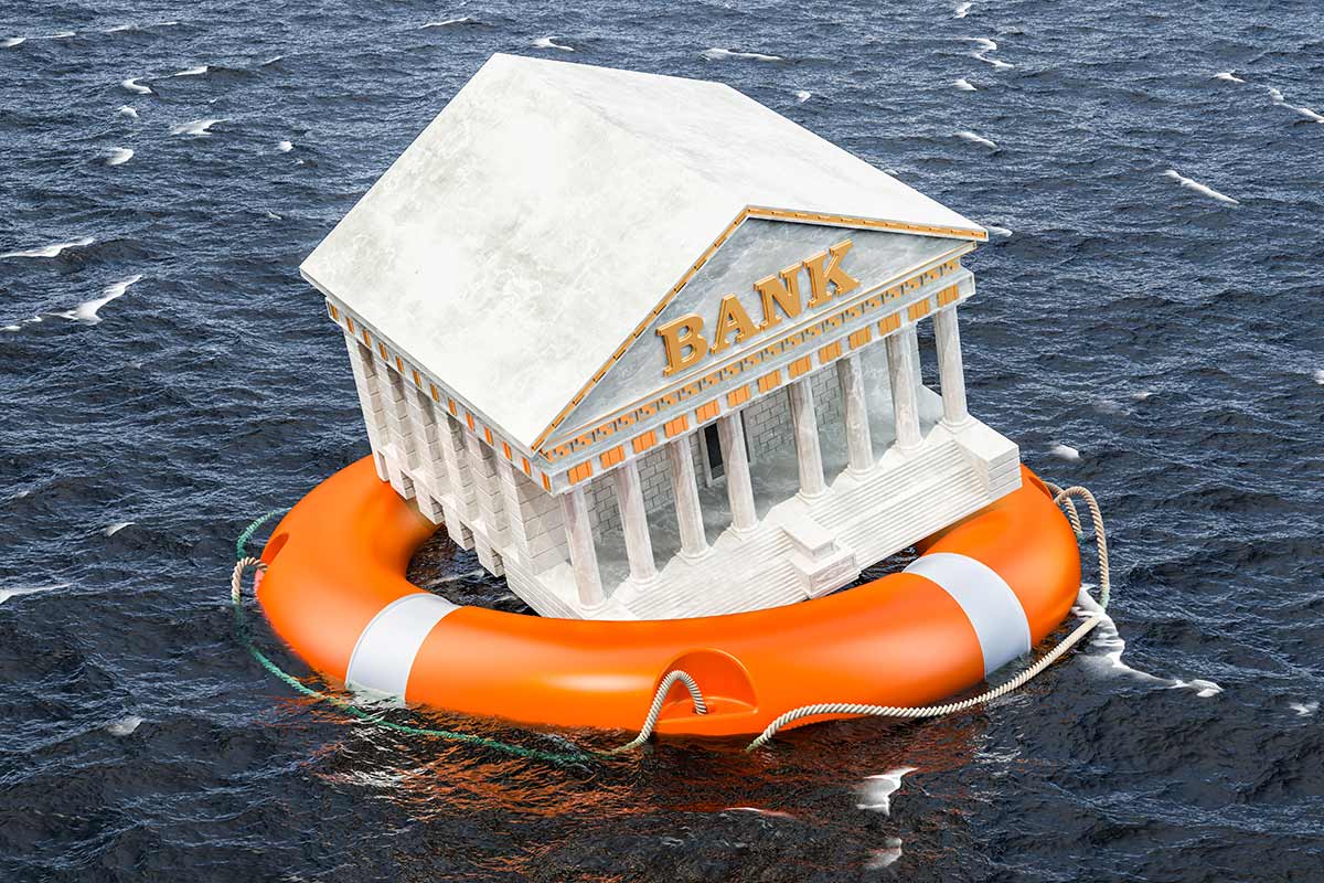 Bank-floating-in-life-ring-buoy_1200px Bank floating in life ring buoy