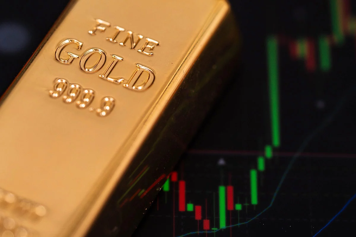 Gold bar over price chart